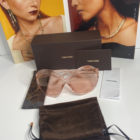 New  - Tom Ford Oversized Carine-02 Tf902 Pink Sunglasses - Picture 7 of 9